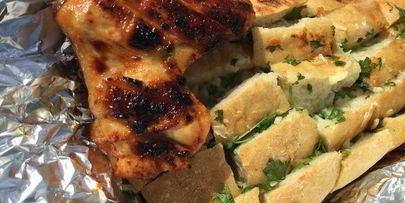 чесночный хлеб для шашлыков