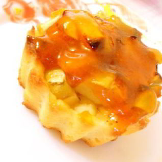 Деревенские галеты с яблоками и абрикосовым джемом