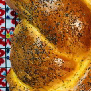 Хала — батон с маком в хлебопечке