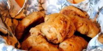 хлеб с луком и розмарином