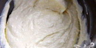 хлеб с сыром и гуавой