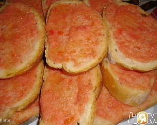 Хлеб с томатом по-испански