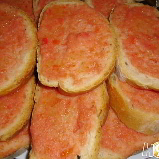 Хлеб с томатом по-испански