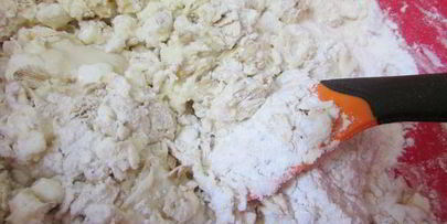 хлеб с творогом и овсяными хлопьями