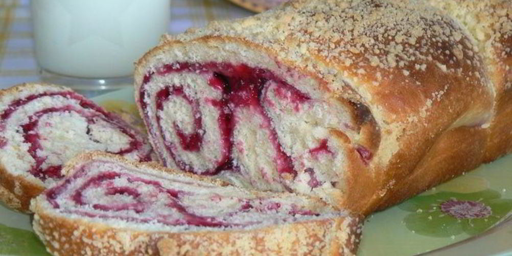 Рецепт хлеб со штрейзелем и смородиной