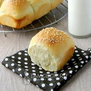 Порционный хлеб на сливках