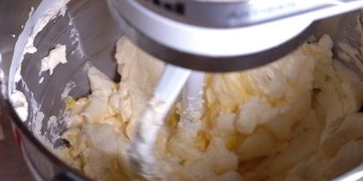 творожные галеты со сливами