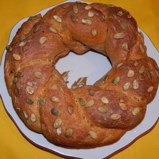 Тыквенный хлеб с цельнозерновой мукой