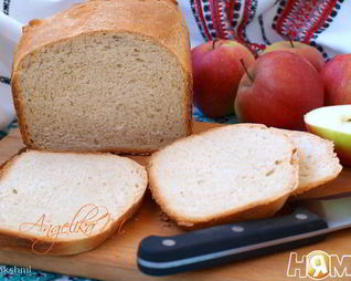 Яблочный хлеб на молоке в хлебопечке