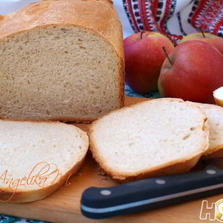 Яблочный хлеб на молоке в хлебопечке