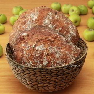 Яблочный хлеб