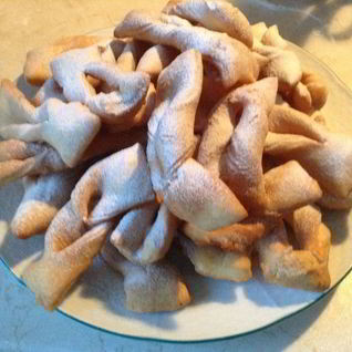 Хворост на кефире пышный