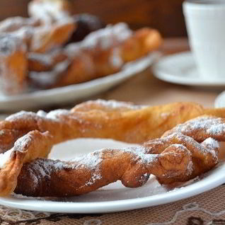 Хворост на ряженке