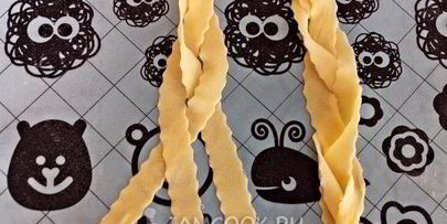 хворост на желтках