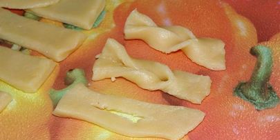 хворост слоистый, постный