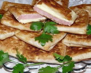 Конвертики с ветчиной и сыром