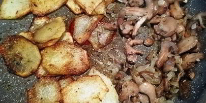 конвертики со свининой и картофелем