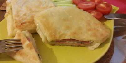 лаваш с сыром и зеленью