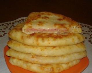 Быстрые сырные лепешки