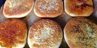 дрожжевые лепешки