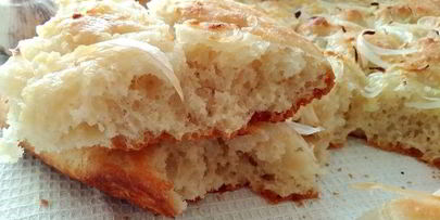 фокачча чиполлино