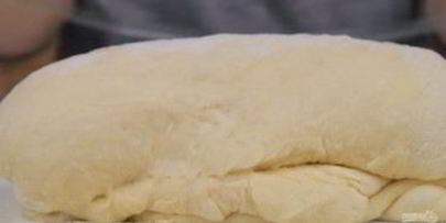 фокачча с луком на дрожжевом тесте