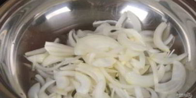 фокачча с луком на дрожжевом тесте