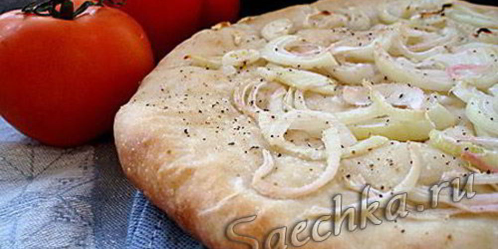 Рецепт фокачча с жареным луком и сыром
