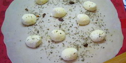 хрустящая фокачча с мини-моцареллой