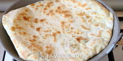 лепешки на кефире с начинкой