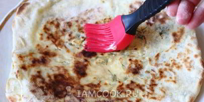 лепешки на кефире с начинкой