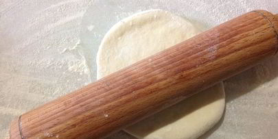 лепешки на сметанном тесте