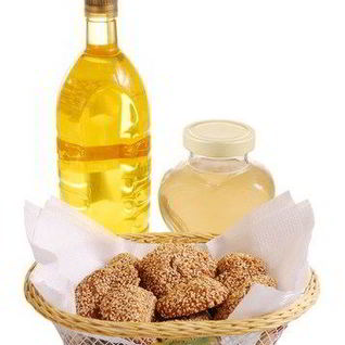 Лепешки с медом и кунжутом в сиропе