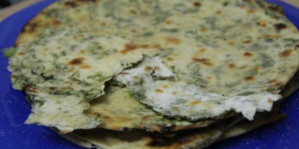 Рецепт постные лепешки с зеленым луком