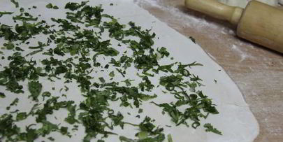 постные лепешки с зеленым луком