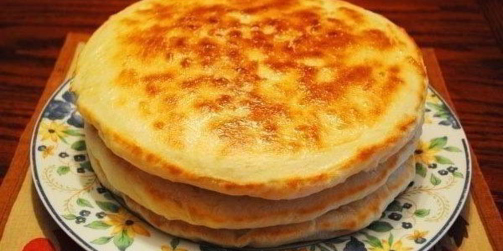 Рецепт простые сметанные лепешки на сковороде