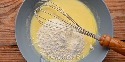 сметанные лепешки без дрожжей в духовке