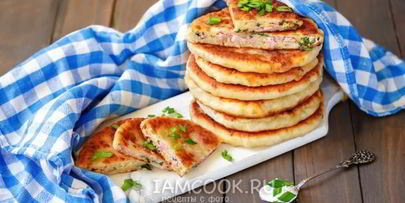 сырные лепешки с ветчиной