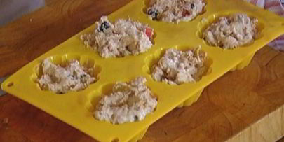 ароматные маффины с яблоками и изюмом