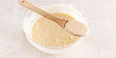 банановые маффины с черной смородиной