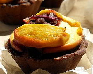 Маффины на рисовой муке с персиками