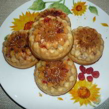 Рецепт Маффины с изюмом и вишней