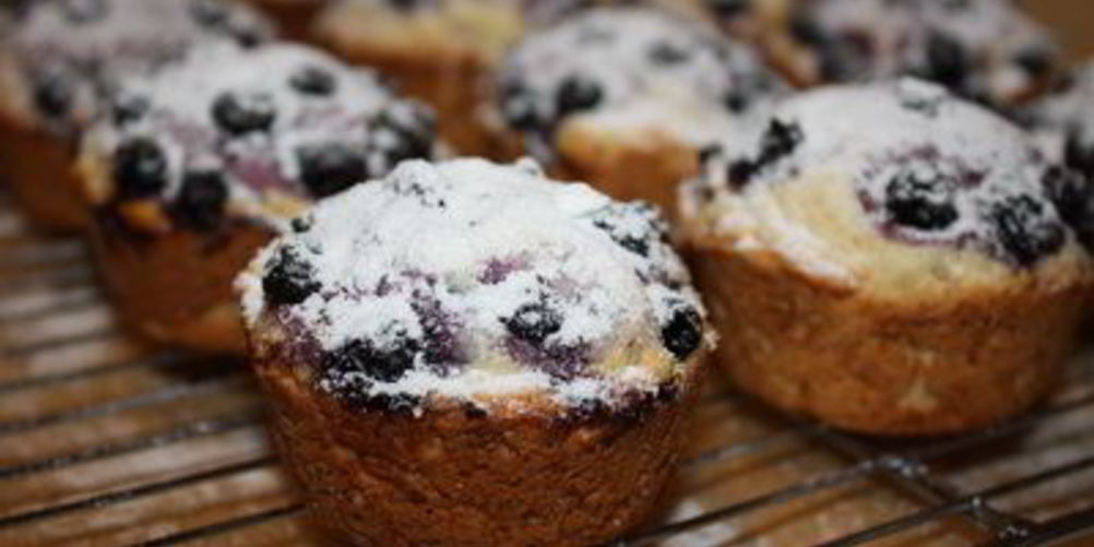 Рецепт маффины с рикоттой и смородиной