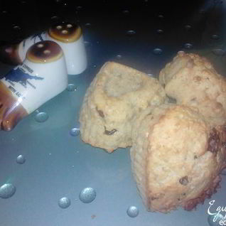 Маффины с вяленой клюквой