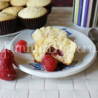 Маффины с ягодой