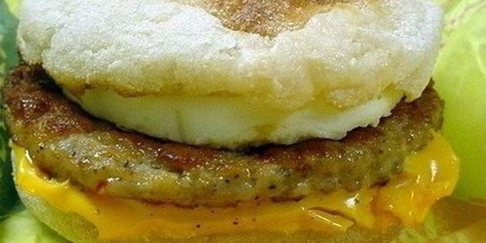 Рецепт макмаффин с яйцом и свиной котлетой