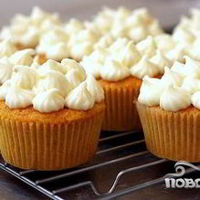 Рецепт Морковные маффины со сливочной глазурью