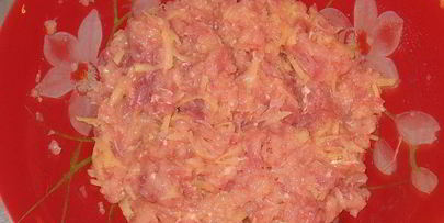 мясные маффины с овощной начинкой