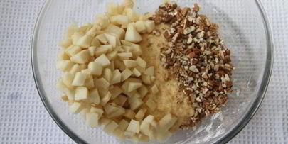 нежные маффины с яблоком и пеканом