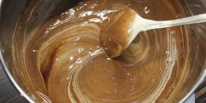 шоколадные маффины с халвой